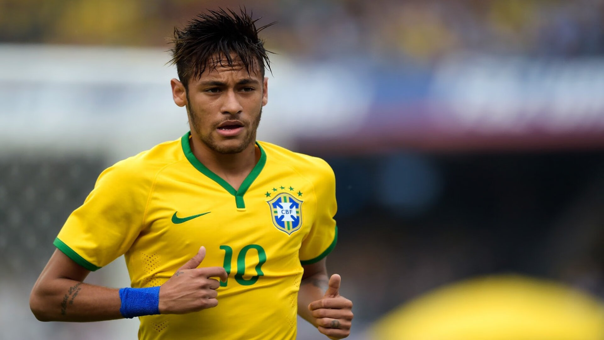 国际足球界引入区块链技术,确保比赛数据透明可信,国际足联最新审定的足球竞赛规则